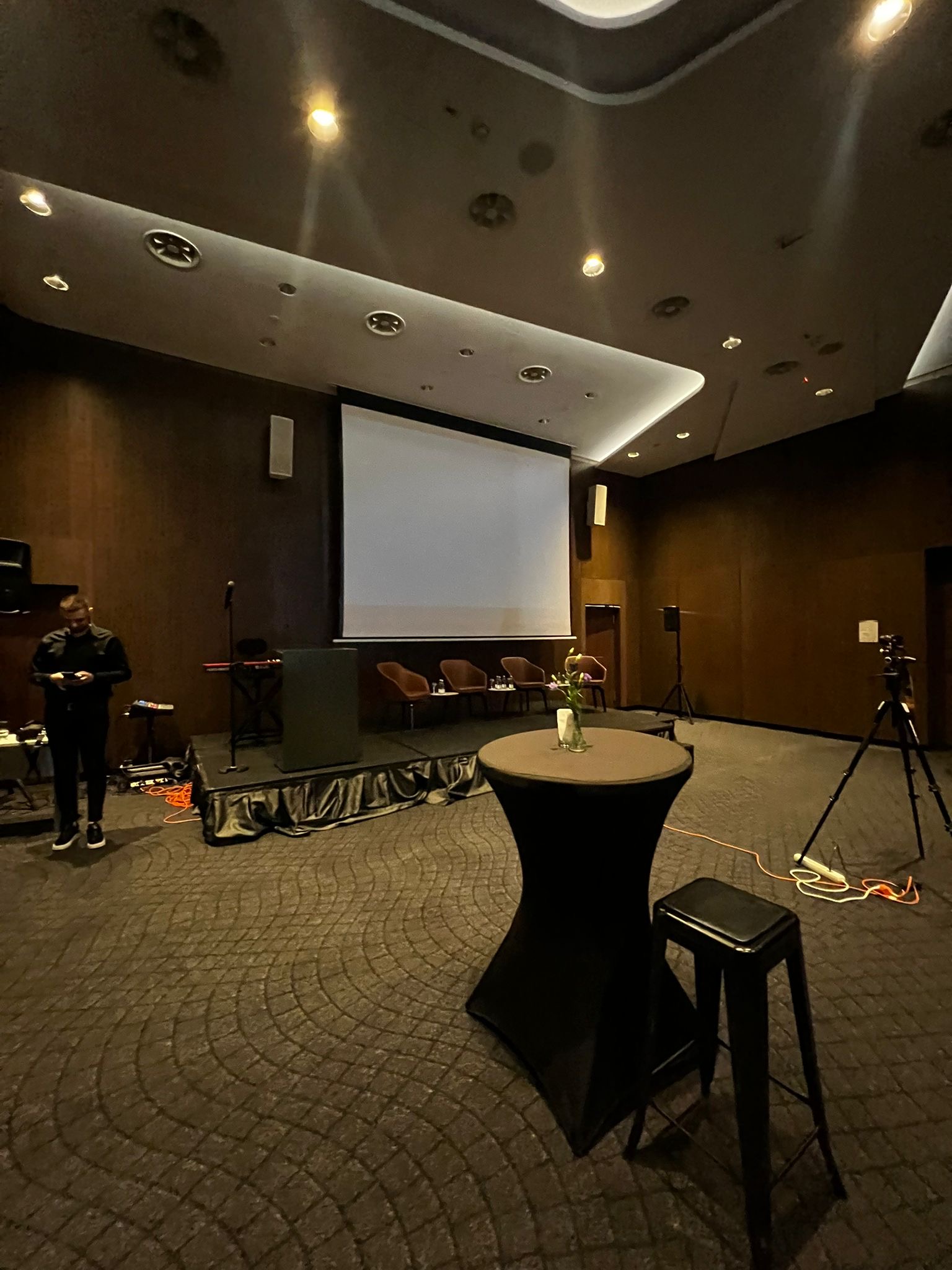 ccf31ea3-5d49-4826-92d6-a8fce82422b4