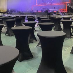 iznajmljivanje barskih stolova za koncert